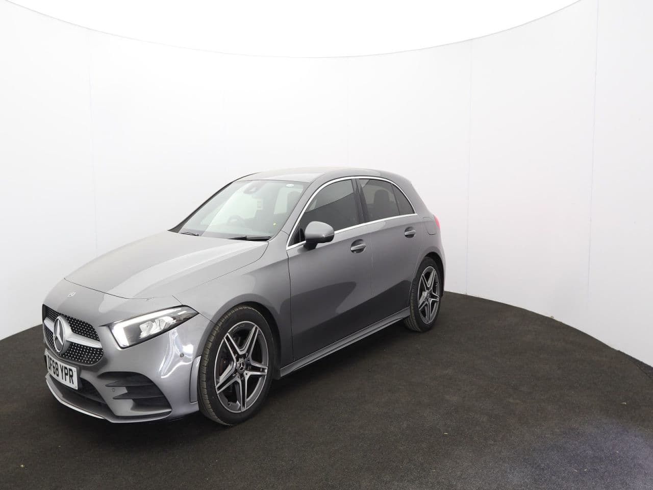 Mercedes-Benz A Class 1.3 A200 AMG Line (Executive) — image 5