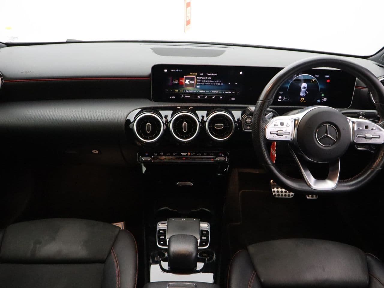 Mercedes-Benz A Class 1.3 A200 AMG Line (Executive) — image 12
