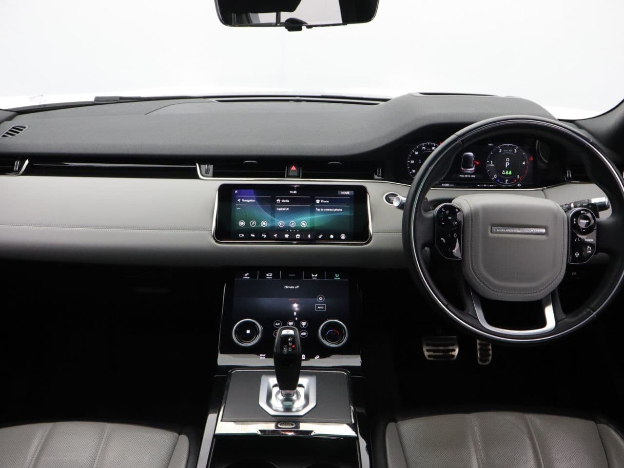 Land Rover Range Rover Evoque 2.0 D180 First Edition — image 12