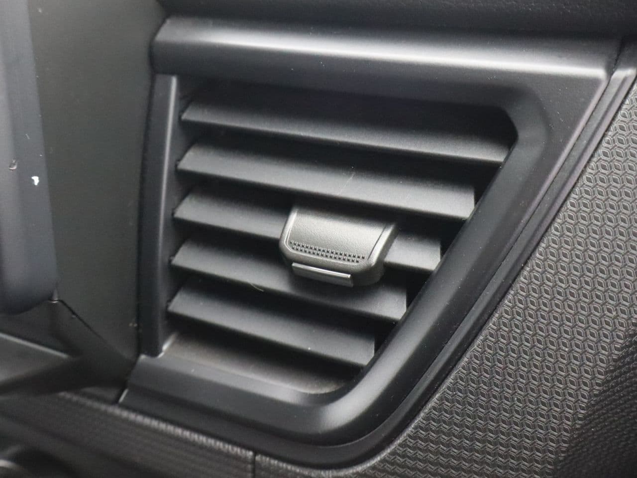 Renault Trafic 2.0 dCi Blue LL30 Business+ — image 29