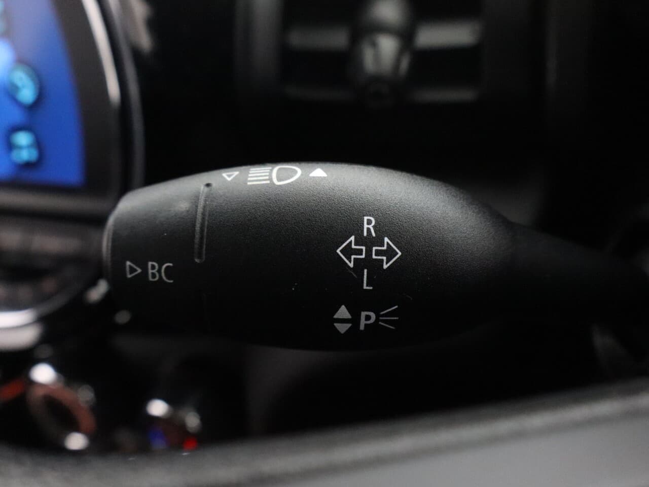 Mini Hatch 1.5 Cooper Classic — image 34