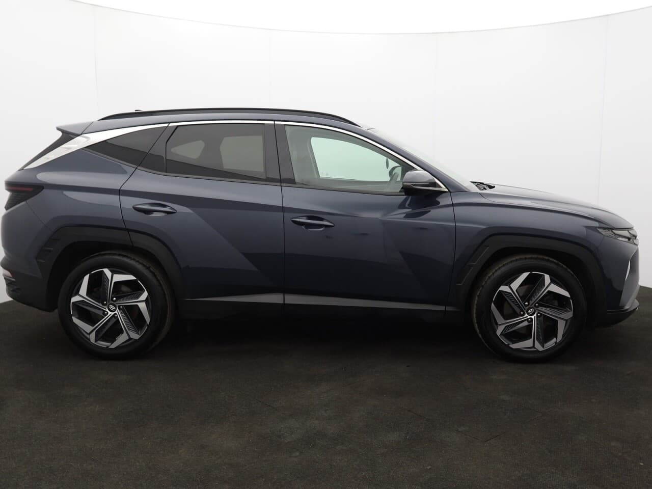 Hyundai Tucson 1.6 T-GDi Ultimate — image 11