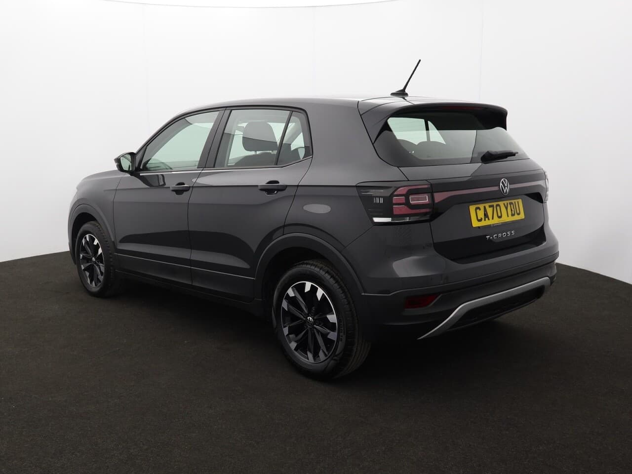Volkswagen T-Cross 1.0 TSI S — image 8
