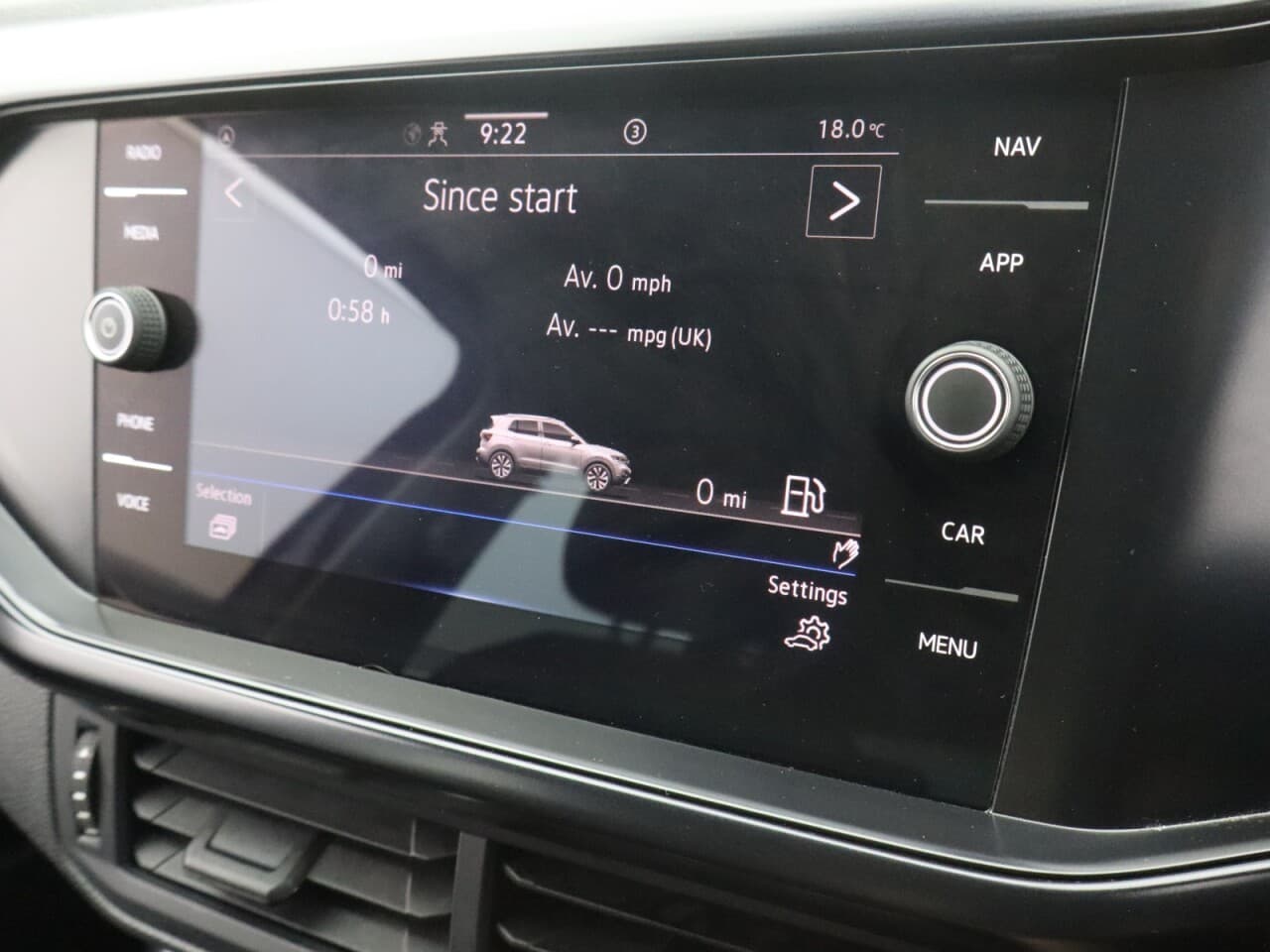 Volkswagen T-Cross 1.0 TSI S — image 22