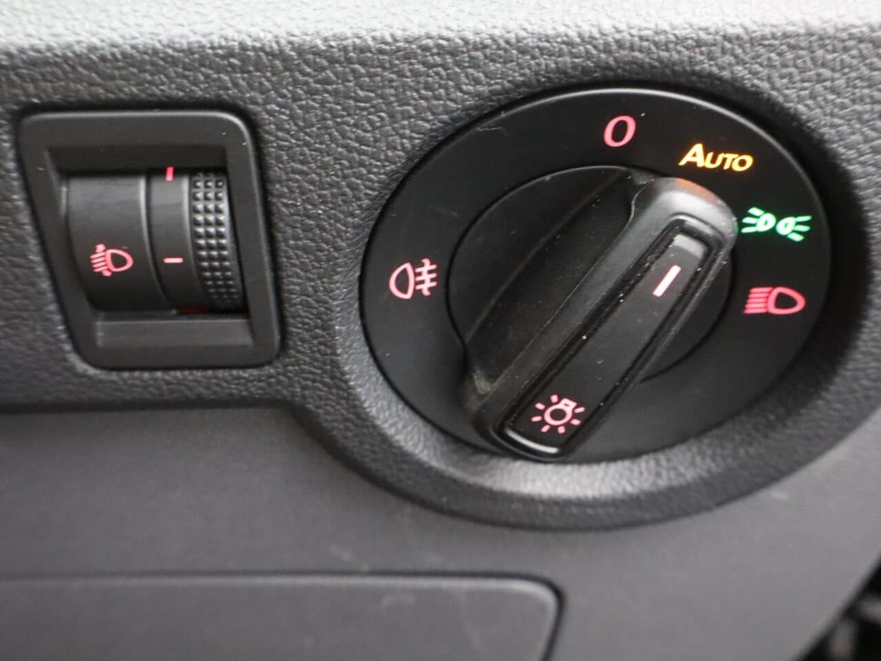 Volkswagen T-Cross 1.0 TSI S — image 27