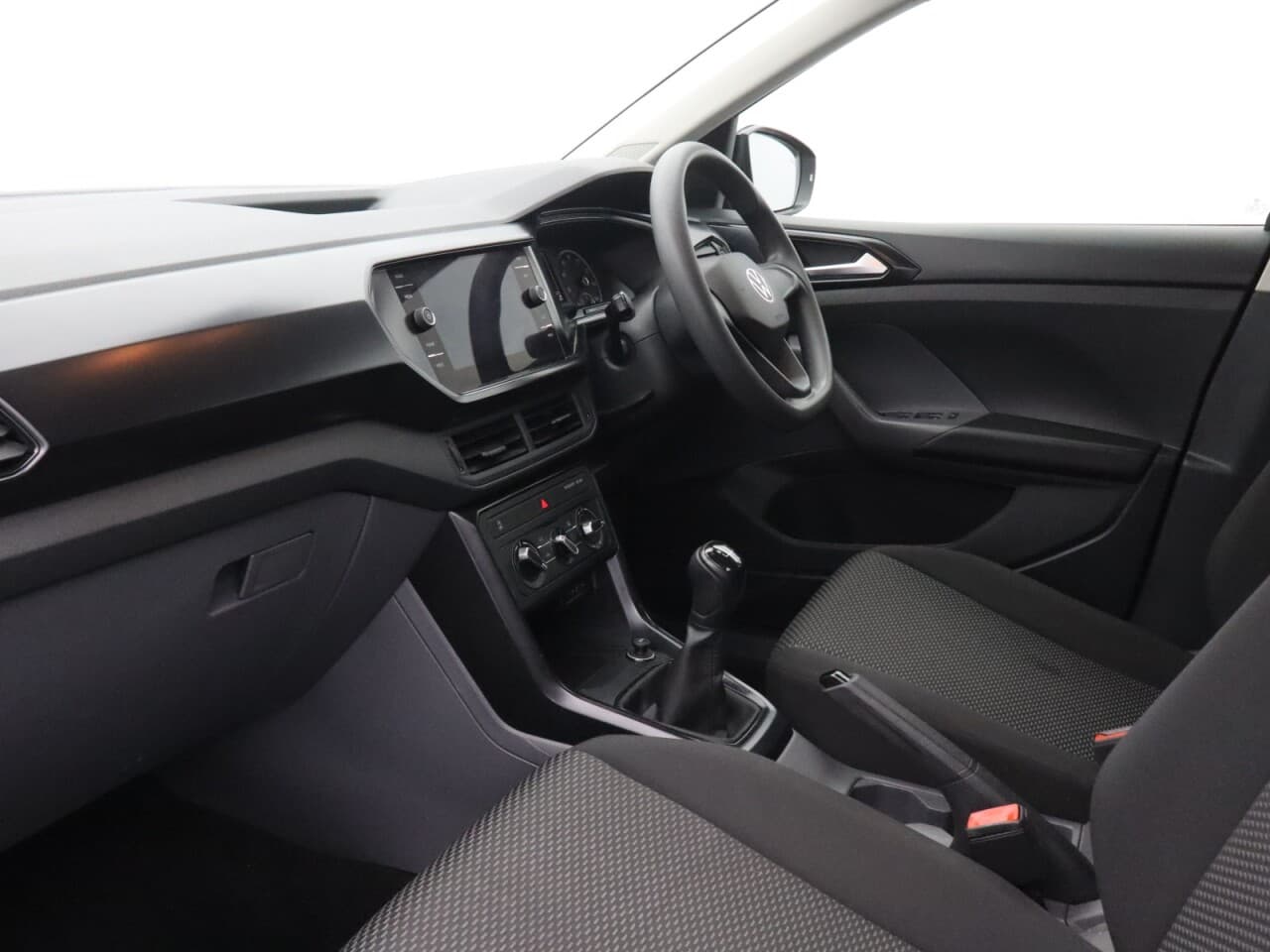 Volkswagen T-Cross 1.0 TSI S — image 32
