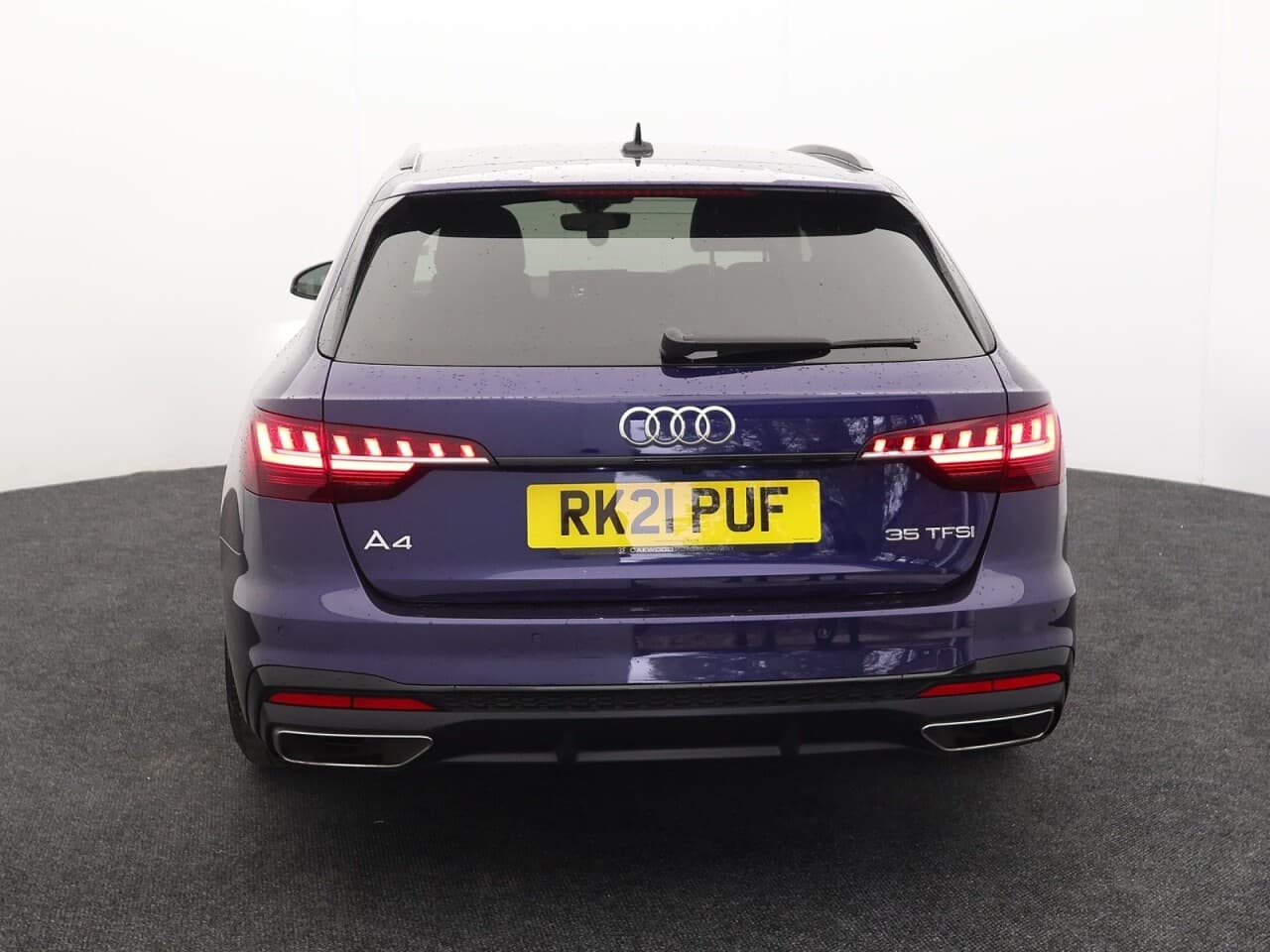 Audi A4 Avant 2.0 TFSI 35 Black Edition — image 8