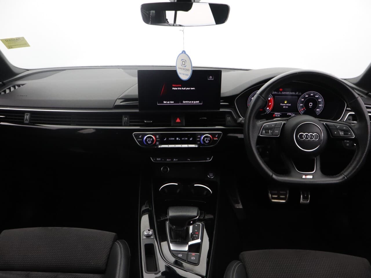 Audi A4 Avant 2.0 TFSI 35 Black Edition — image 11