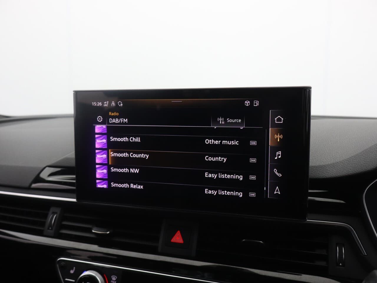 Audi A4 Avant 2.0 TFSI 35 Black Edition — image 33