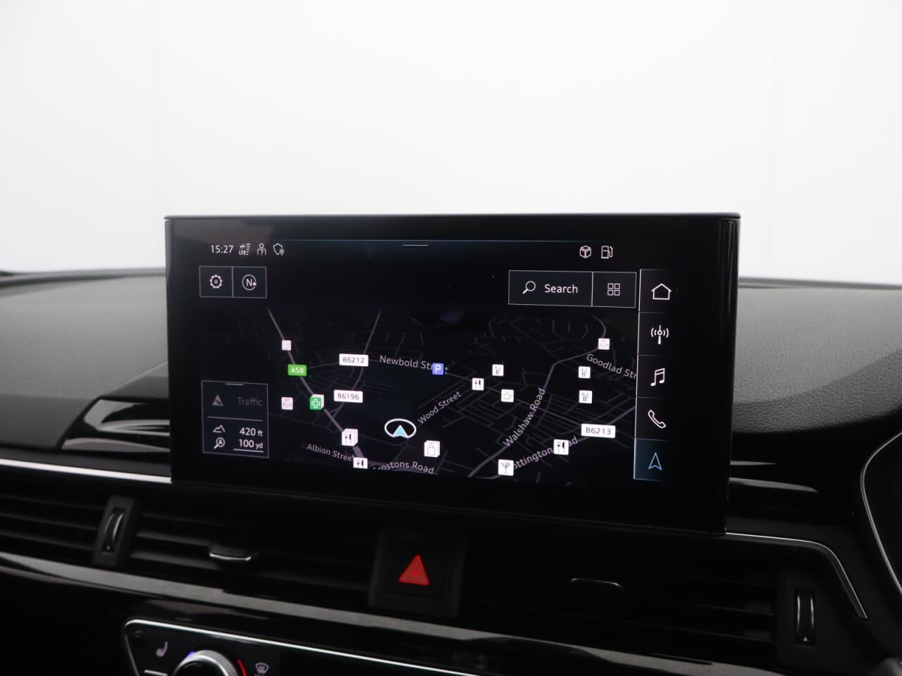 Audi A4 Avant 2.0 TFSI 35 Black Edition — image 34