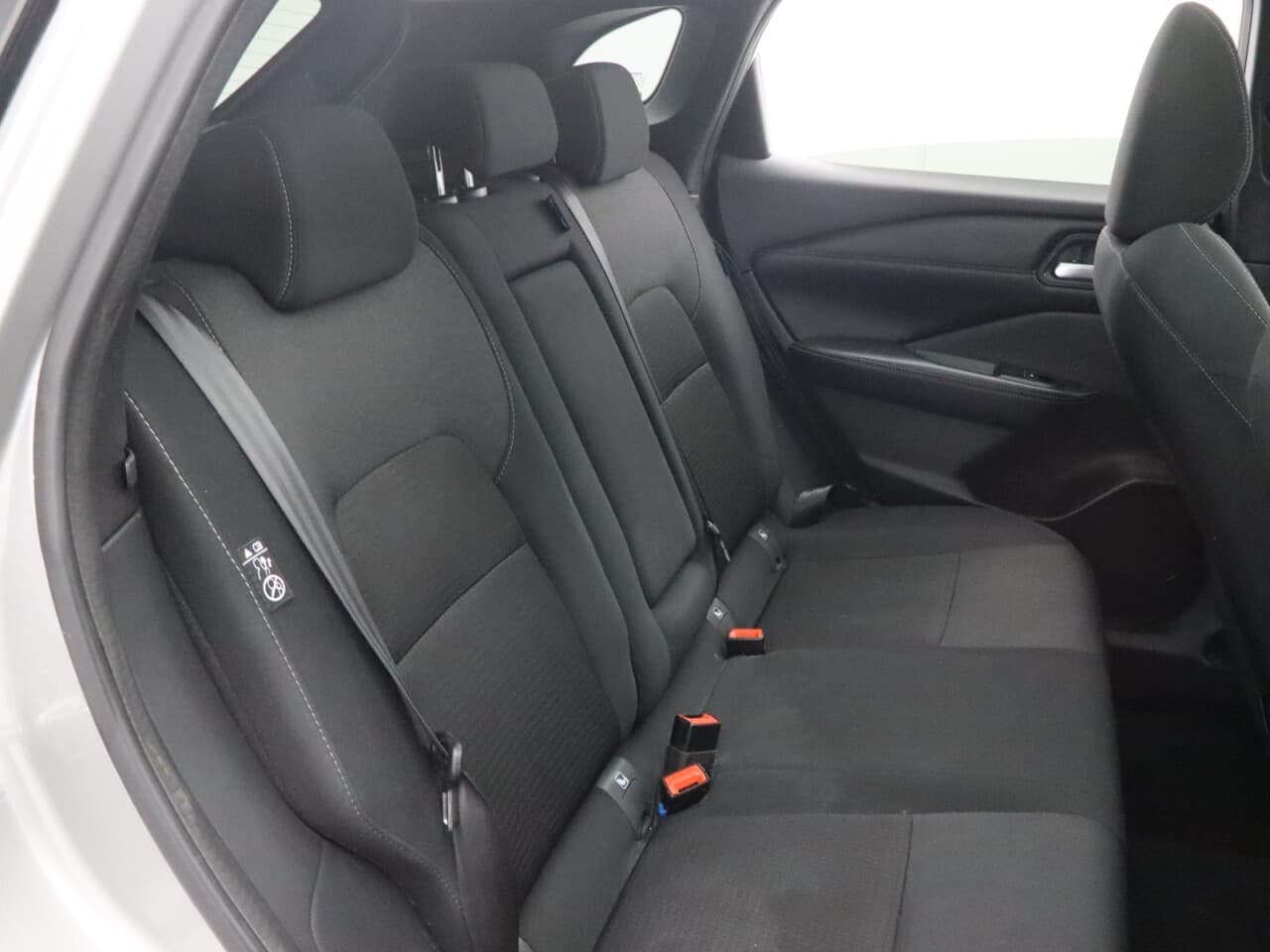 Nissan Qashqai 1.5 h e-POWER N-Connecta — image 43
