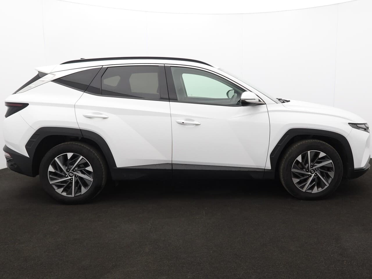 Hyundai Tucson 1.6 T-GDi Premium — image 11