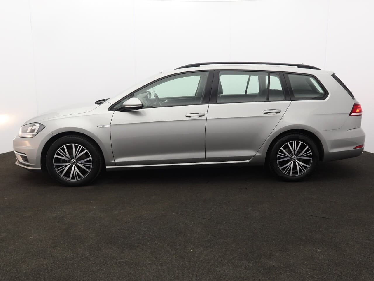 Volkswagen Golf 1.5 TSI EVO SE Nav — image 6