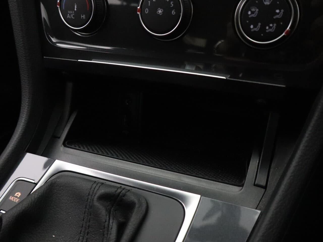 Volkswagen Golf 1.5 TSI EVO SE Nav — image 28