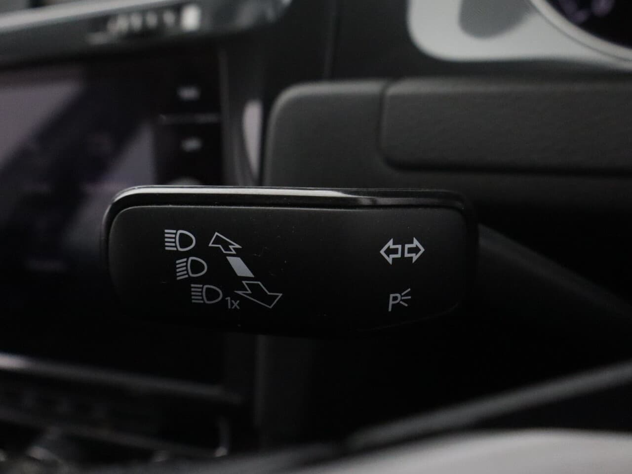 Volkswagen Golf 1.5 TSI EVO SE Nav — image 36