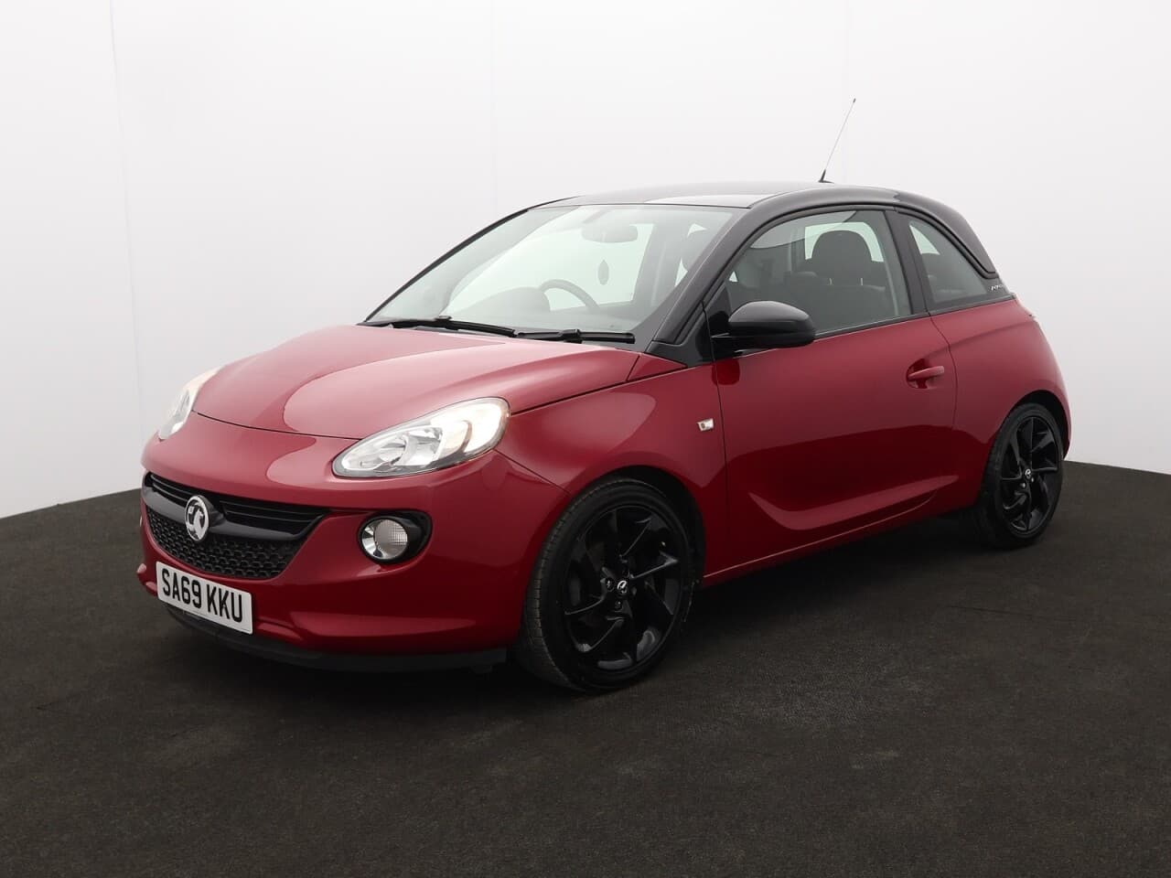 Vauxhall Adam 1.2i Griffin — image 5