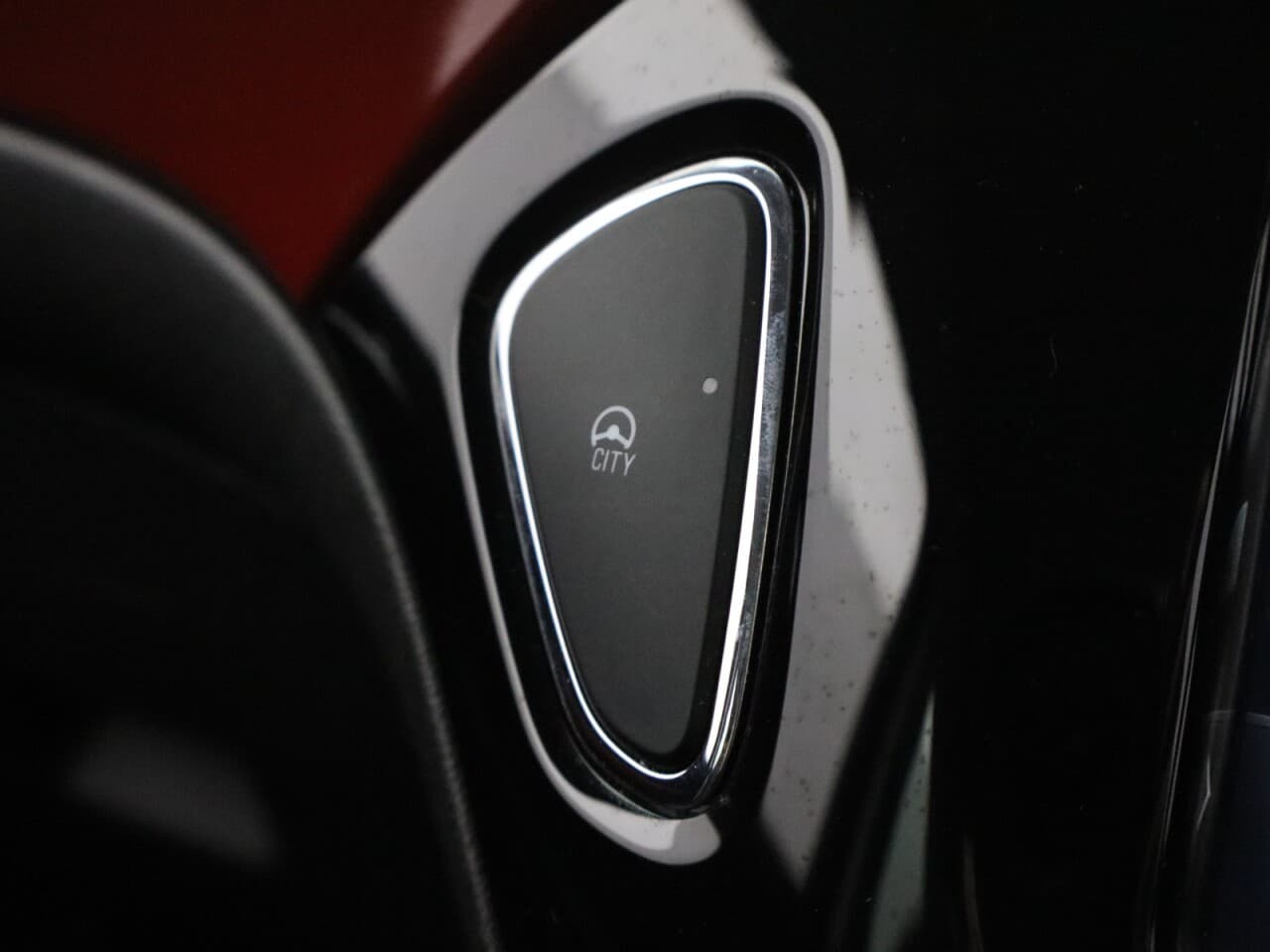 Vauxhall Adam 1.2i Griffin — image 29