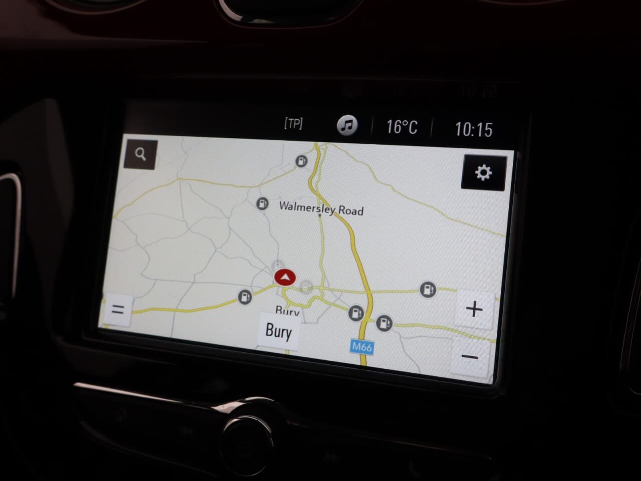 Vauxhall Adam 1.2i Griffin — image 34