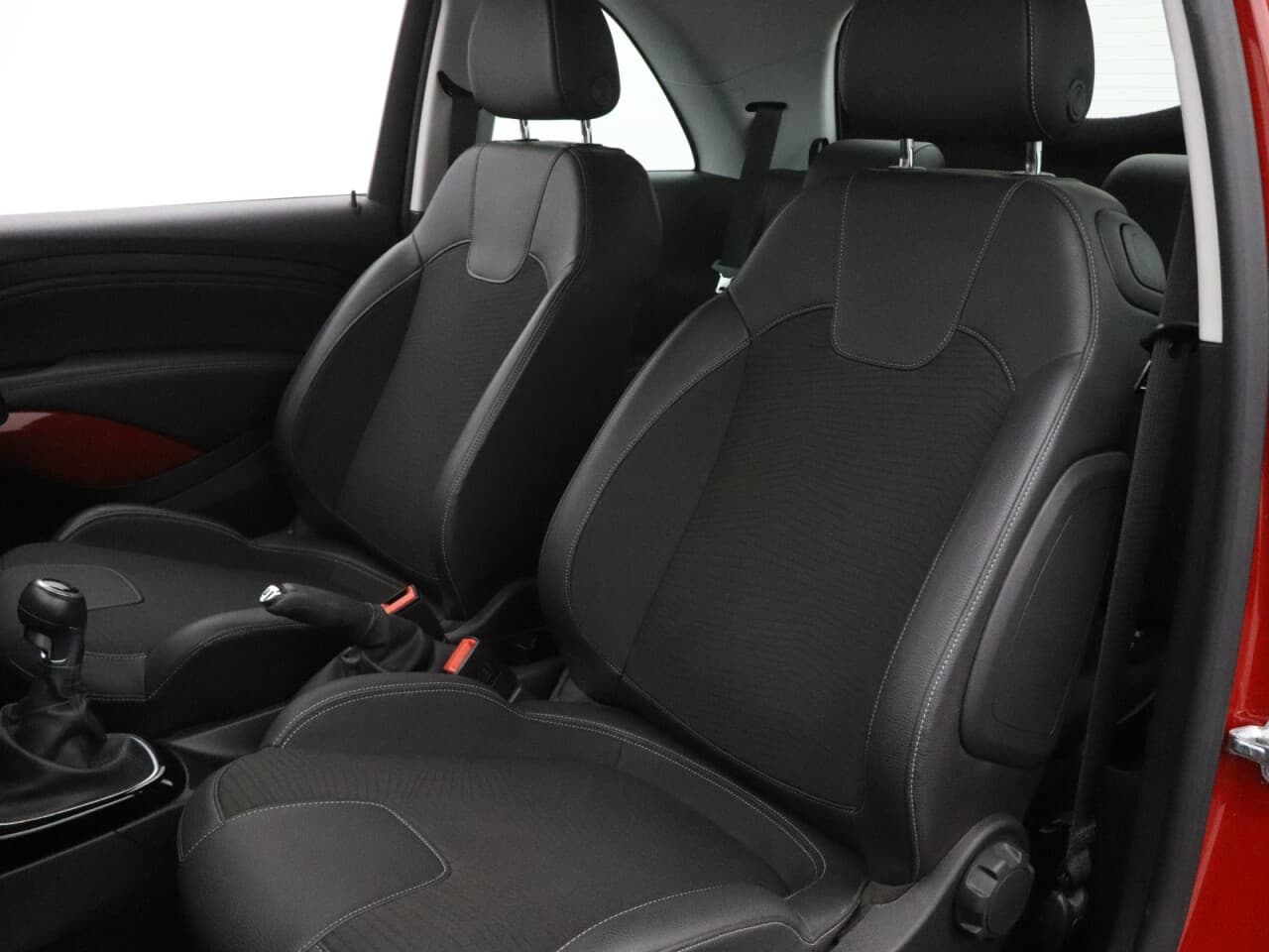 Vauxhall Adam 1.2i Griffin — image 39