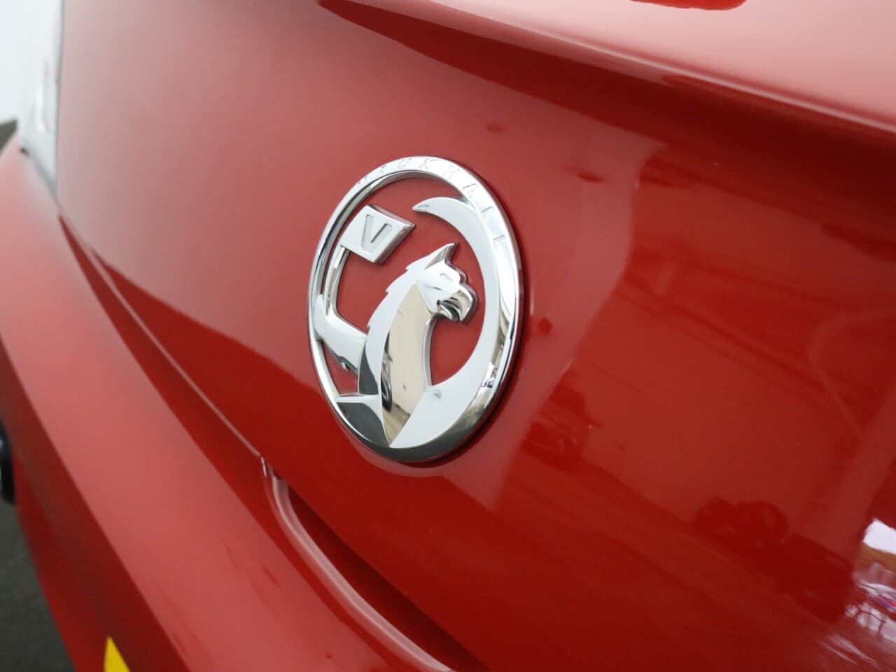 Vauxhall Adam 1.2i Griffin — image 52