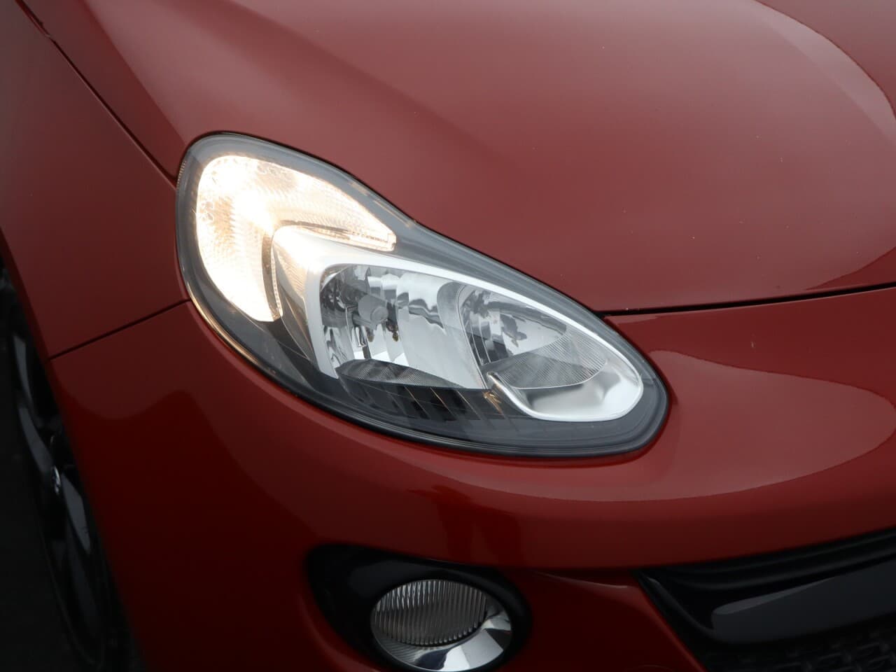 Vauxhall Adam 1.2i Griffin — image 54