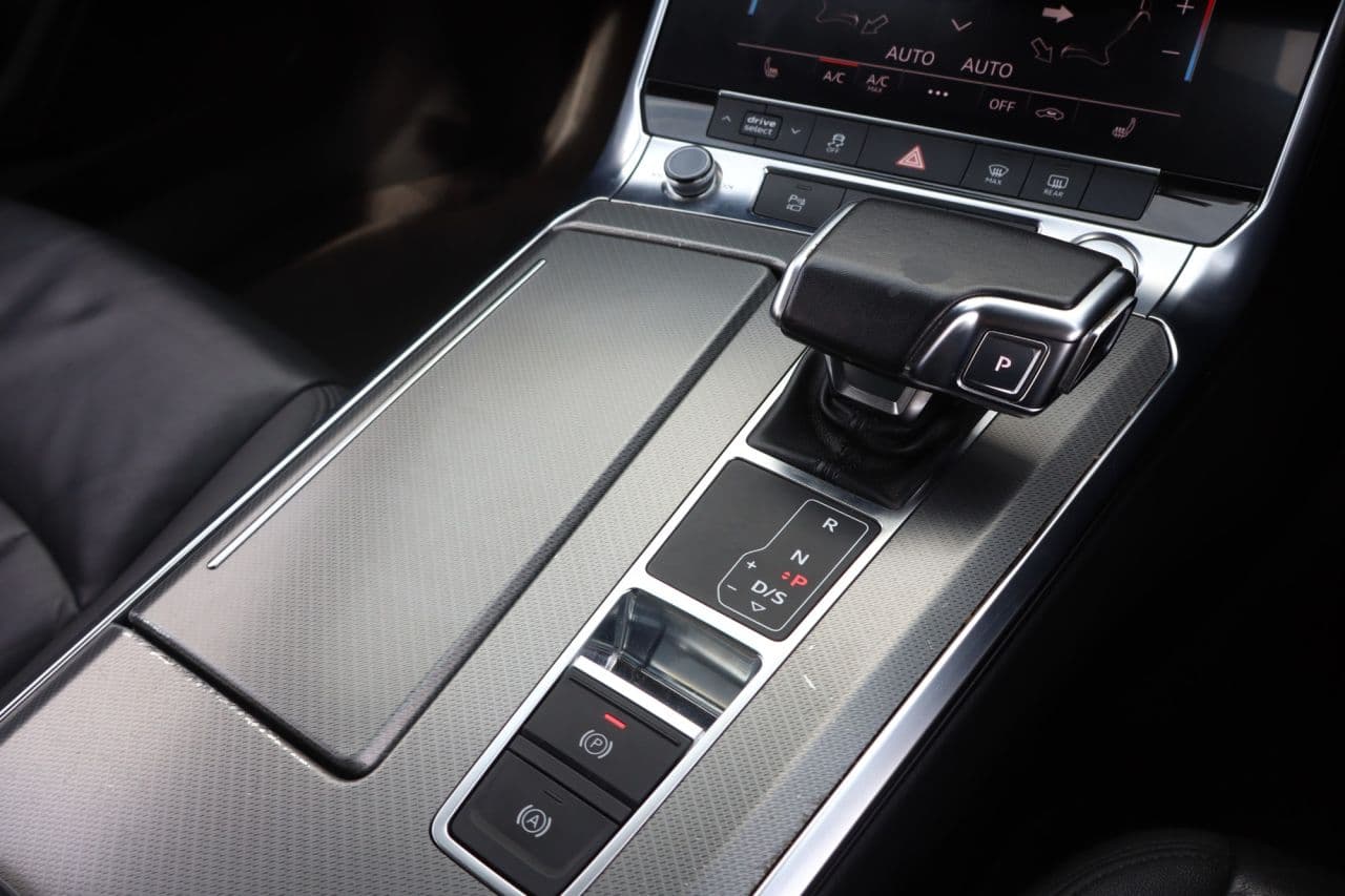 Audi A6 Saloon 2.0 TDI 40 Sport — image 22