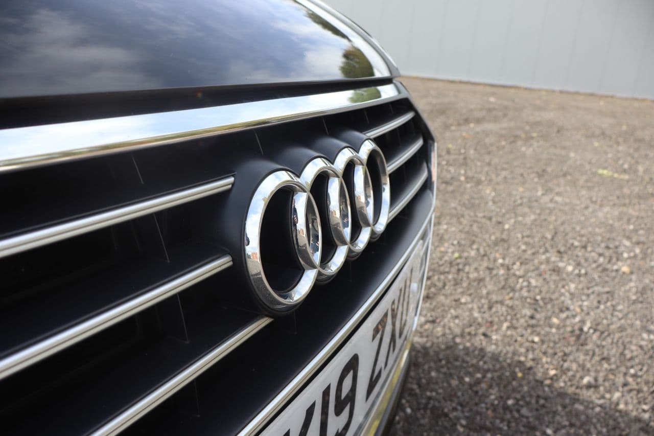Audi A6 Saloon 2.0 TDI 40 Sport — image 60