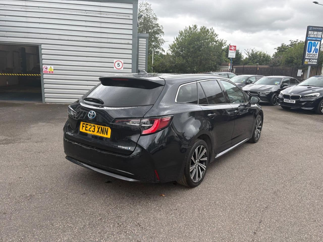Toyota Corolla 1.8 VVT-h Design Touring Sports — image 9