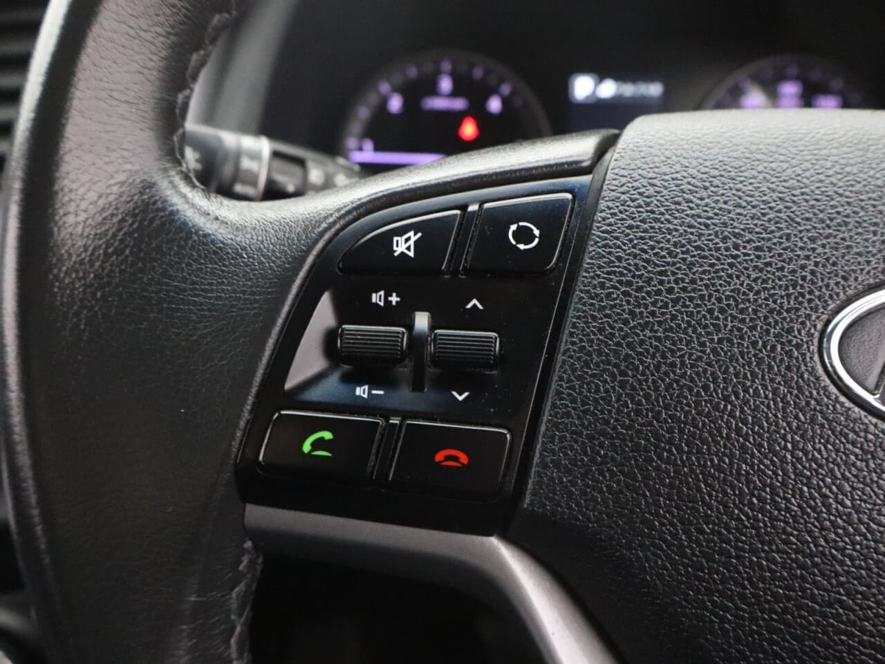 Hyundai Tucson 1.7 CRDi Blue Drive Premium — image 17