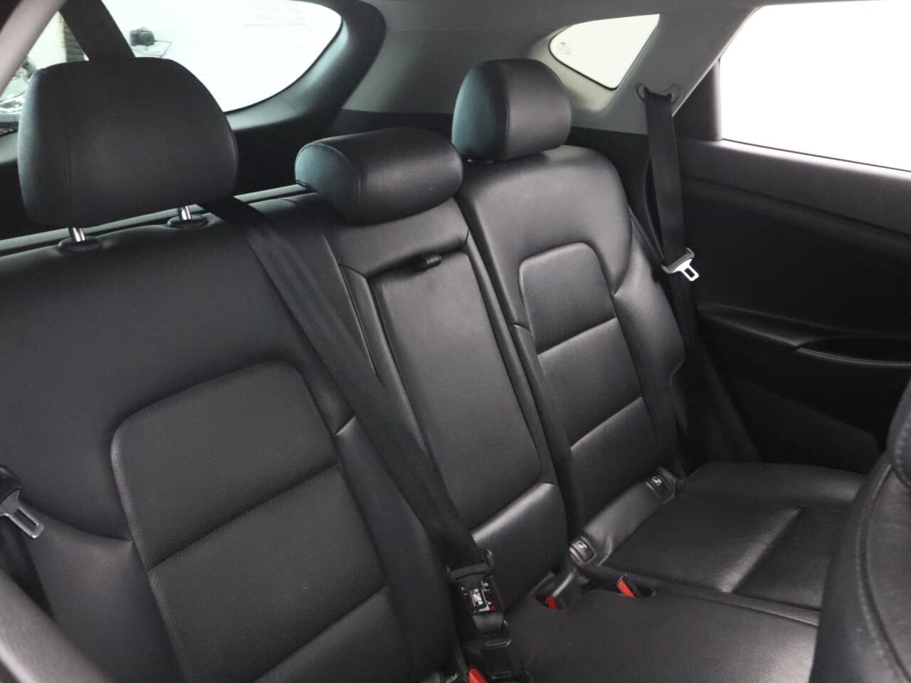 Hyundai Tucson 1.7 CRDi Blue Drive Premium — image 42