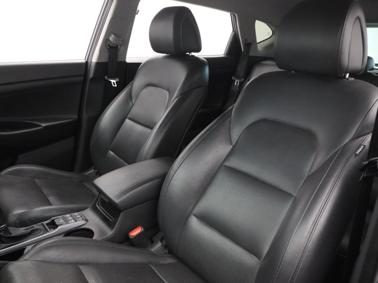 Hyundai Tucson 1.7 CRDi Blue Drive Premium — image 41