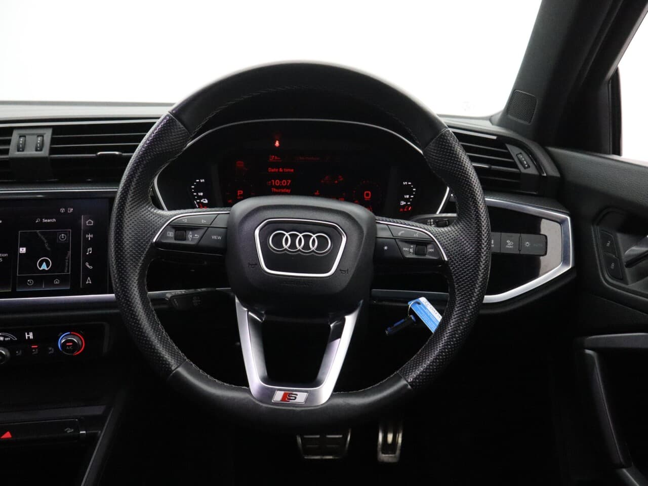 Audi Q3 1.4 TFSIe 45 S line Sportback — image 16