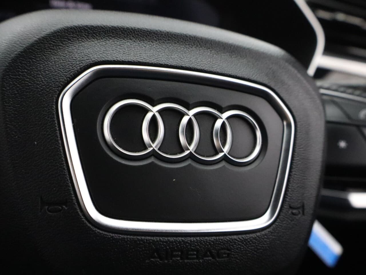 Audi Q3 1.4 TFSIe 45 S line Sportback — image 20