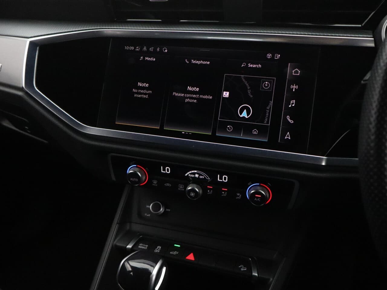 Audi Q3 1.4 TFSIe 45 S line Sportback — image 23