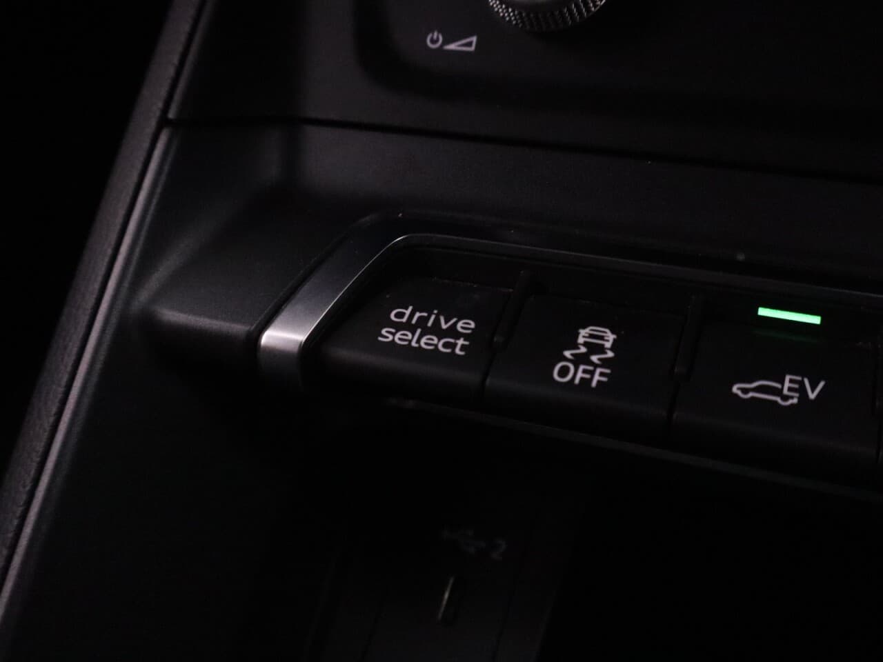 Audi Q3 1.4 TFSIe 45 S line Sportback — image 30