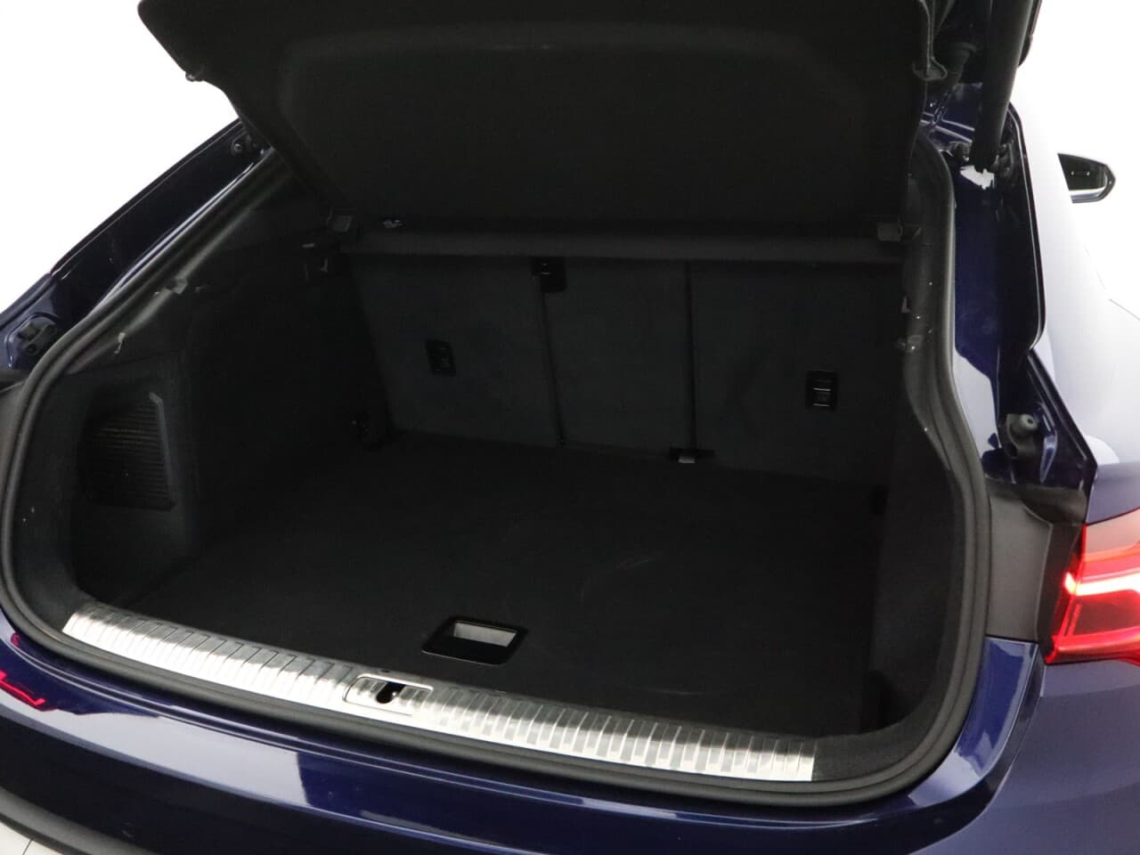 Audi Q3 1.4 TFSIe 45 S line Sportback — image 46