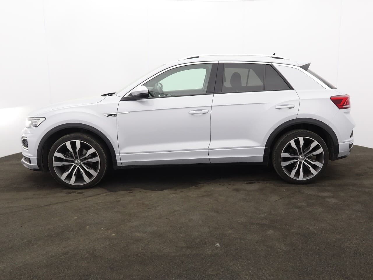 Volkswagen T-Roc 1.5 TSI GPF EVO R-Line — image 6