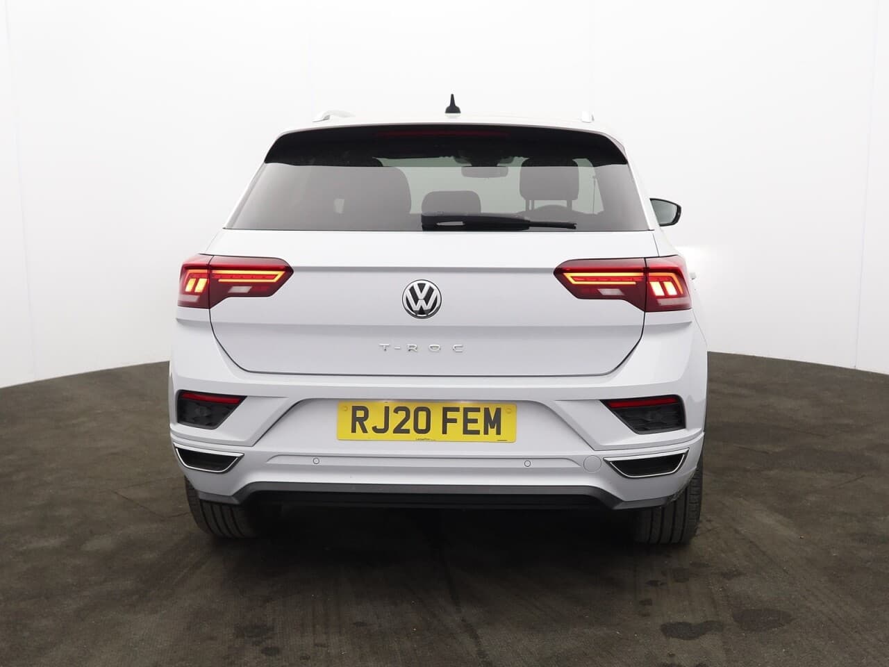Volkswagen T-Roc 1.5 TSI GPF EVO R-Line — image 9