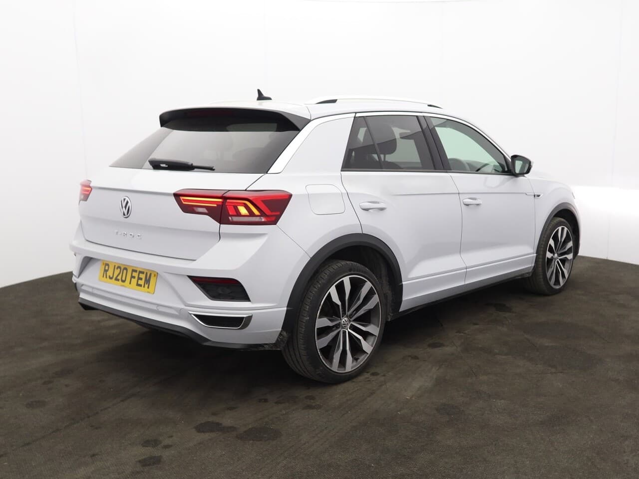 Volkswagen T-Roc 1.5 TSI GPF EVO R-Line — image 10