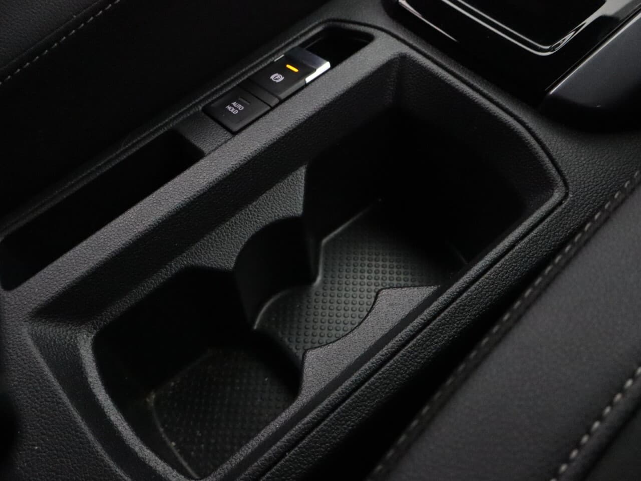 Volkswagen T-Roc 1.5 TSI GPF EVO R-Line — image 26