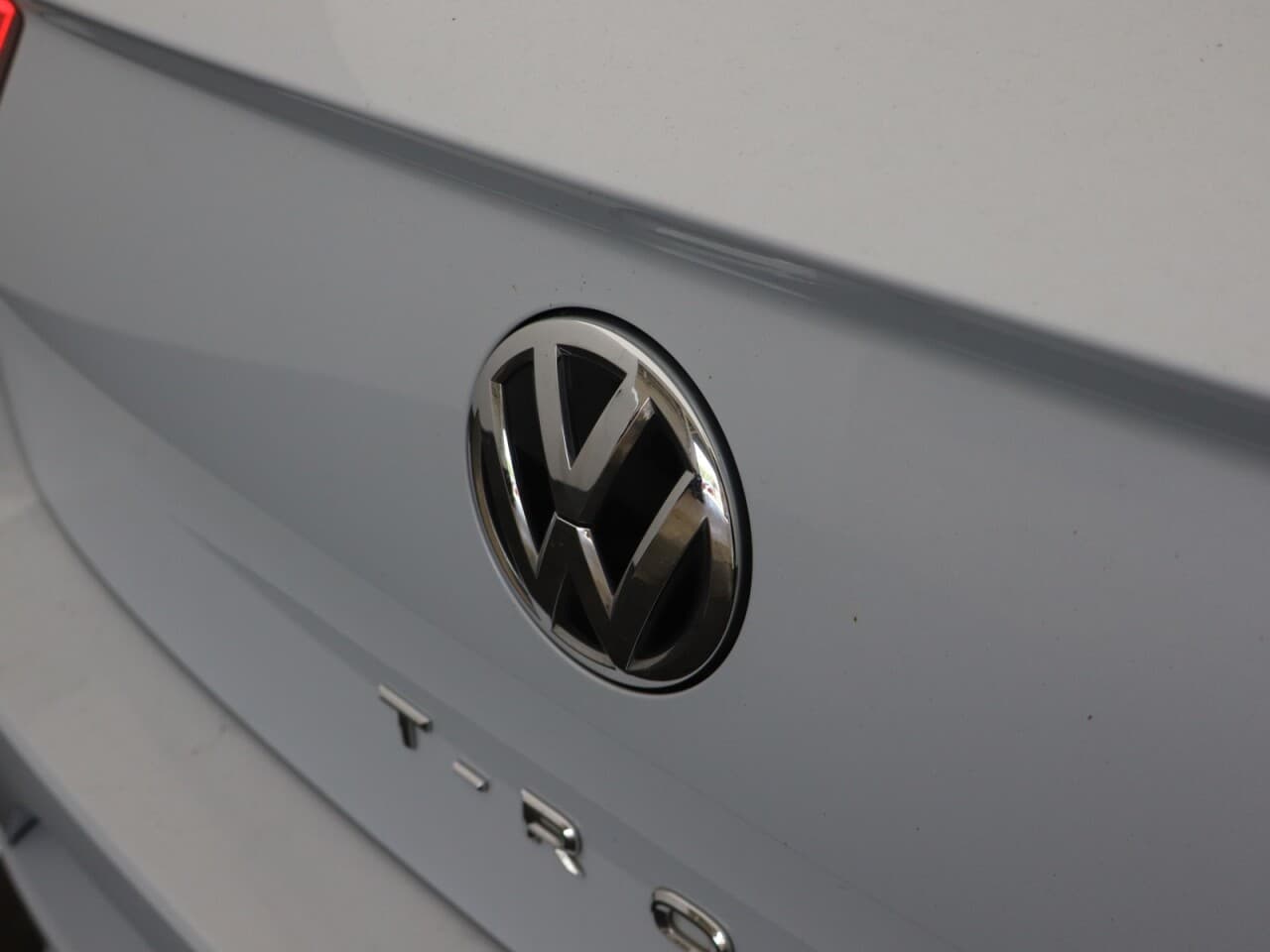 Volkswagen T-Roc 1.5 TSI GPF EVO R-Line — image 60