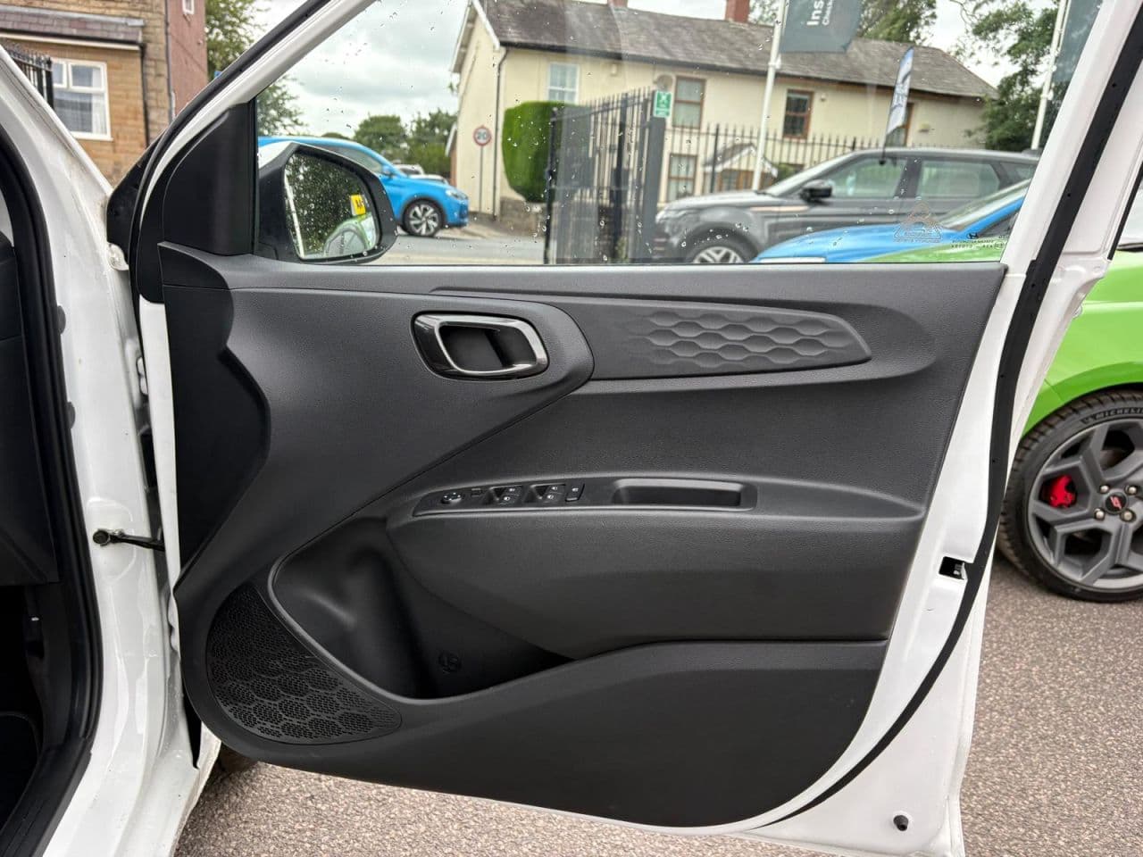 Hyundai I10 1.0 Advance — image 12