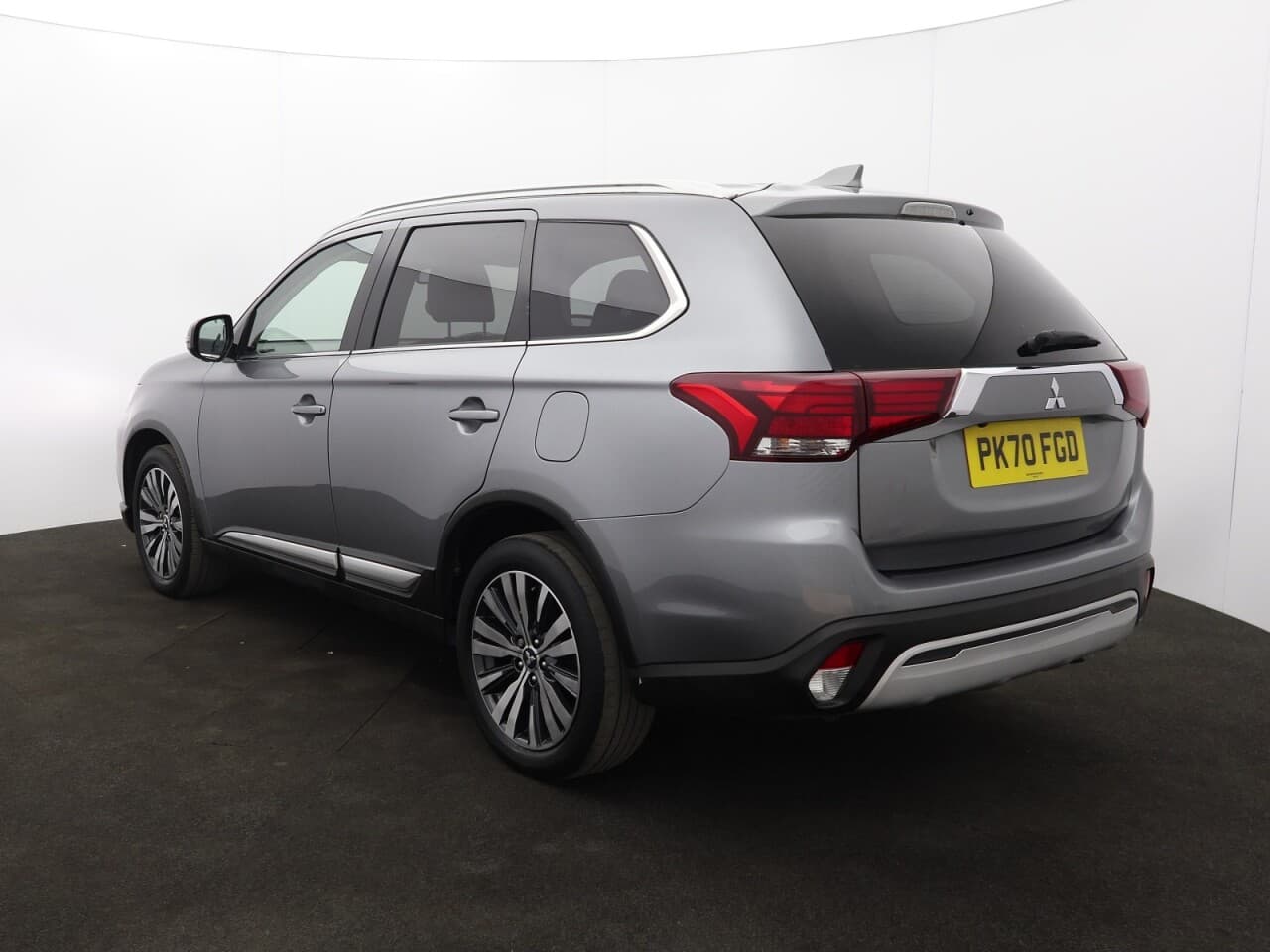 Mitsubishi Outlander 2.0 MIVEC Exceed — image 8