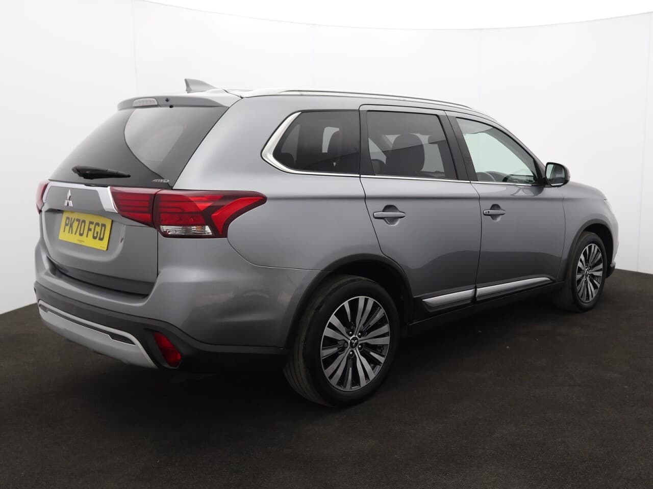 Mitsubishi Outlander 2.0 MIVEC Exceed — image 10