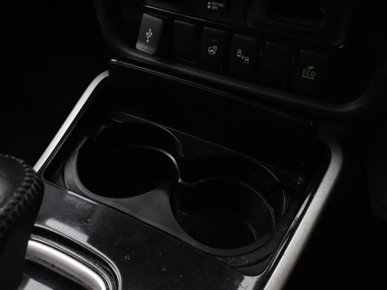 Mitsubishi Outlander 2.0 MIVEC Exceed — image 29
