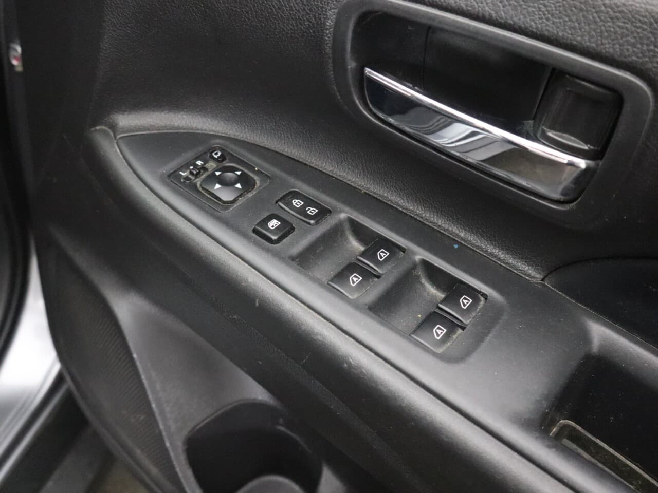 Mitsubishi Outlander 2.0 MIVEC Exceed — image 47