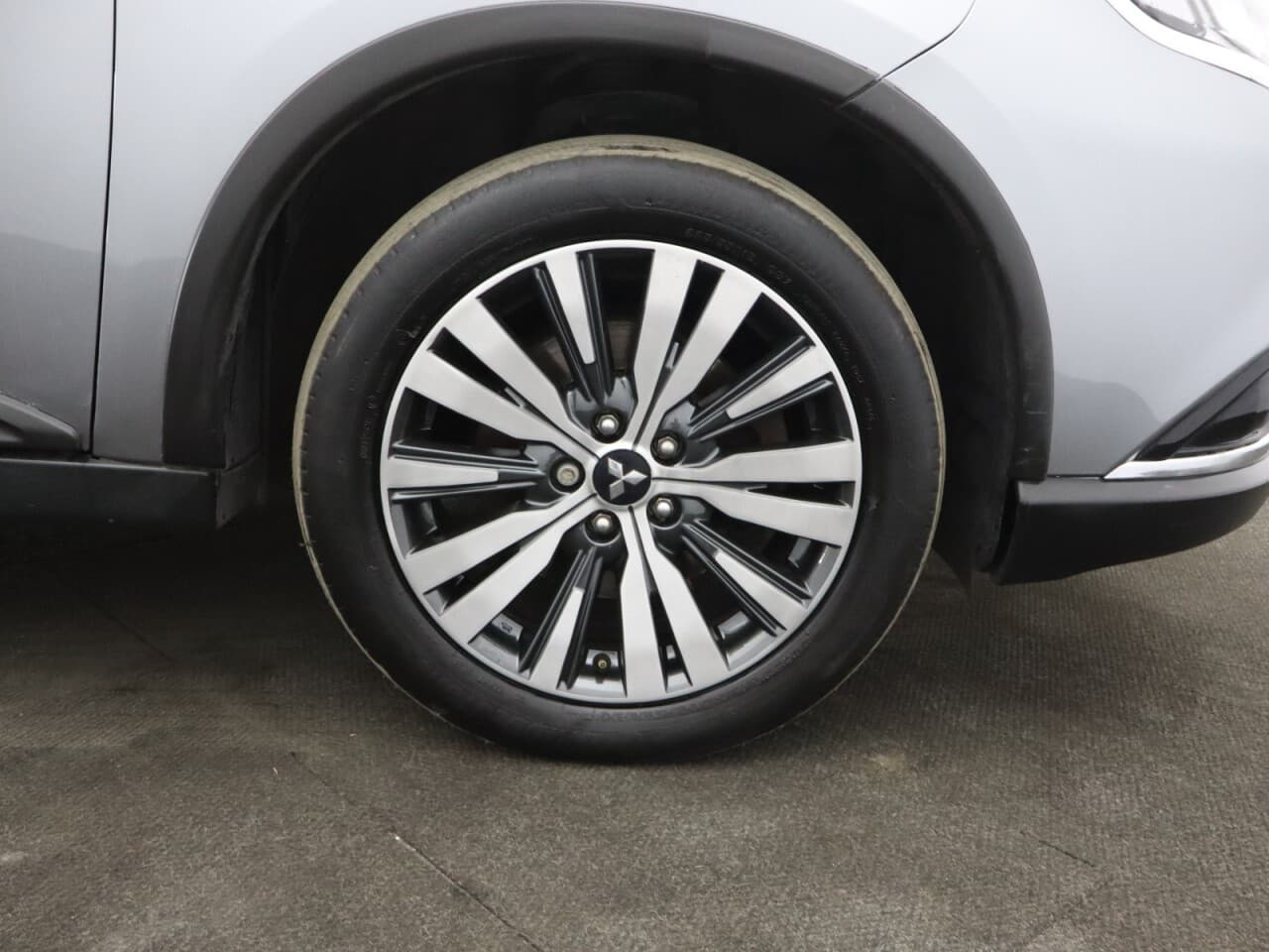 Mitsubishi Outlander 2.0 MIVEC Exceed — image 50