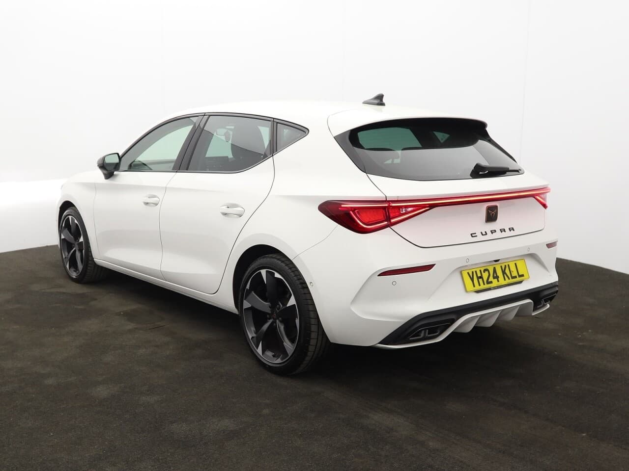 Cupra Leon 1.5 TSI V1 — image 8