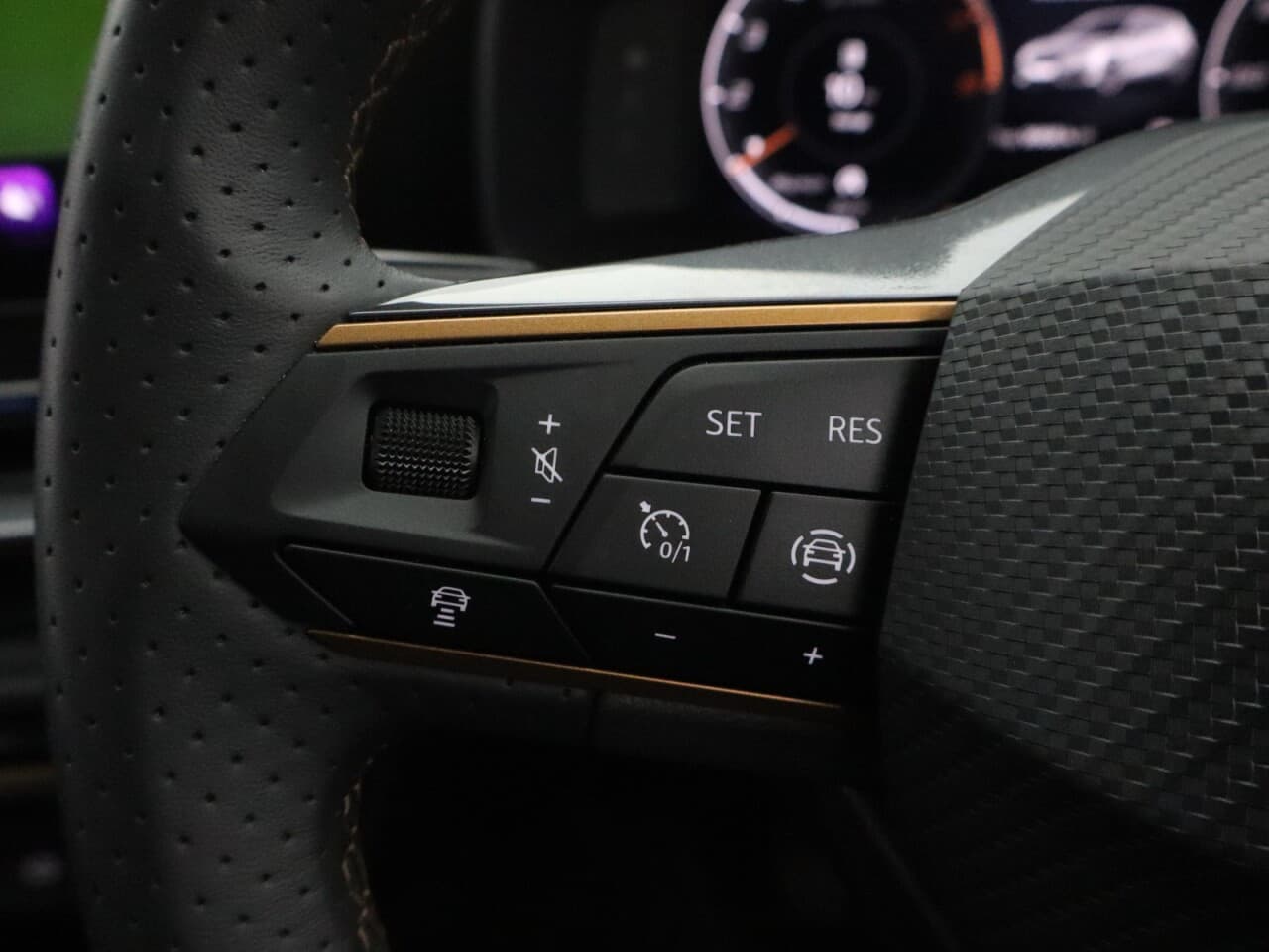 Cupra Leon 1.5 TSI V1 — image 17