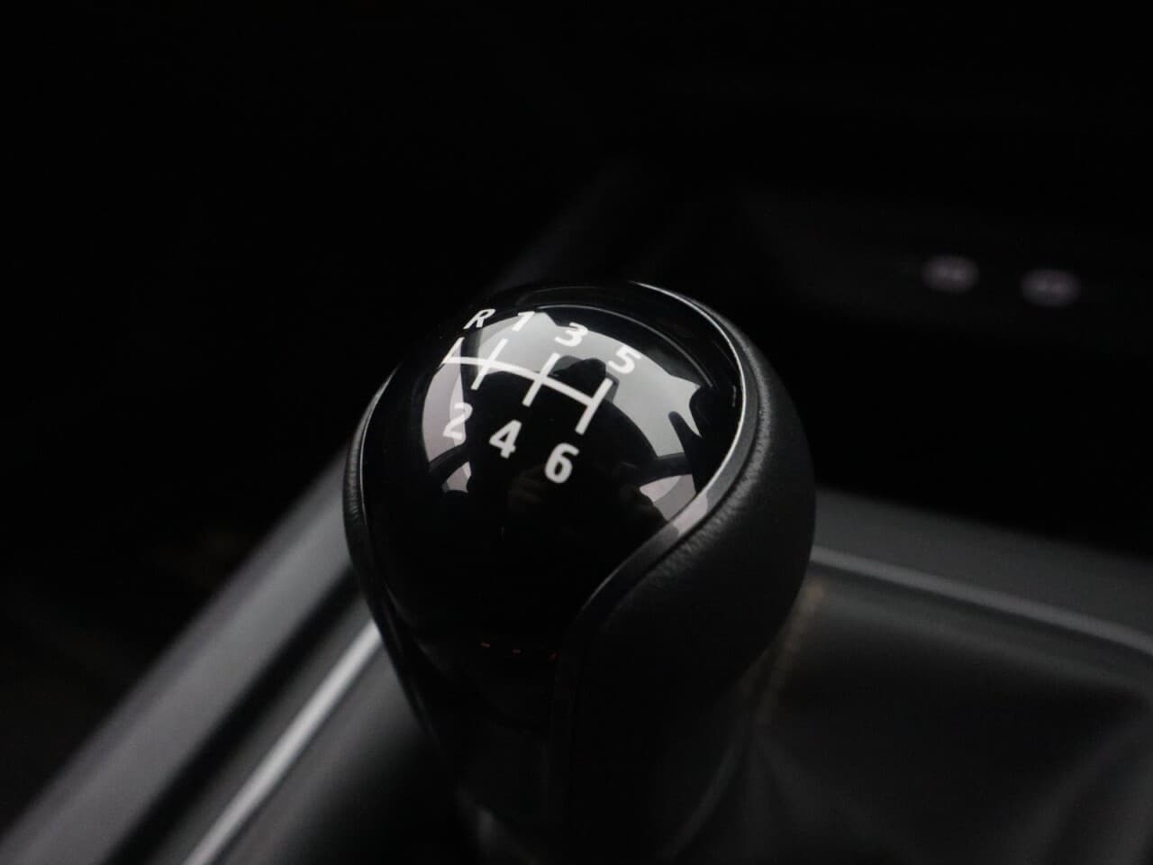 Cupra Leon 1.5 TSI V1 — image 24